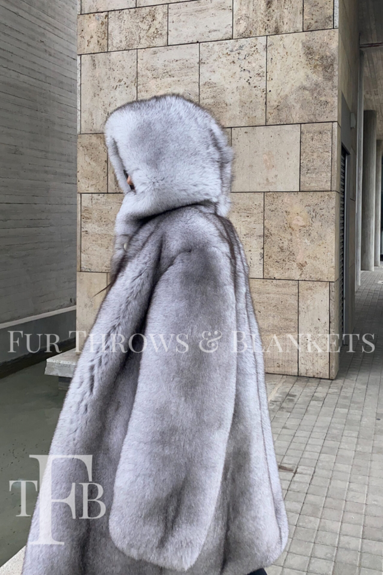 Quartez | Luxury Blue Fox Jacket - Furthrows and Blankets