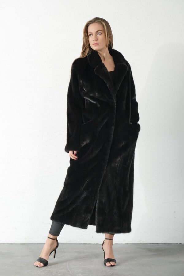 Geneva | Luxury American Black Mink Fur Coat With Double Fur Notched Collar