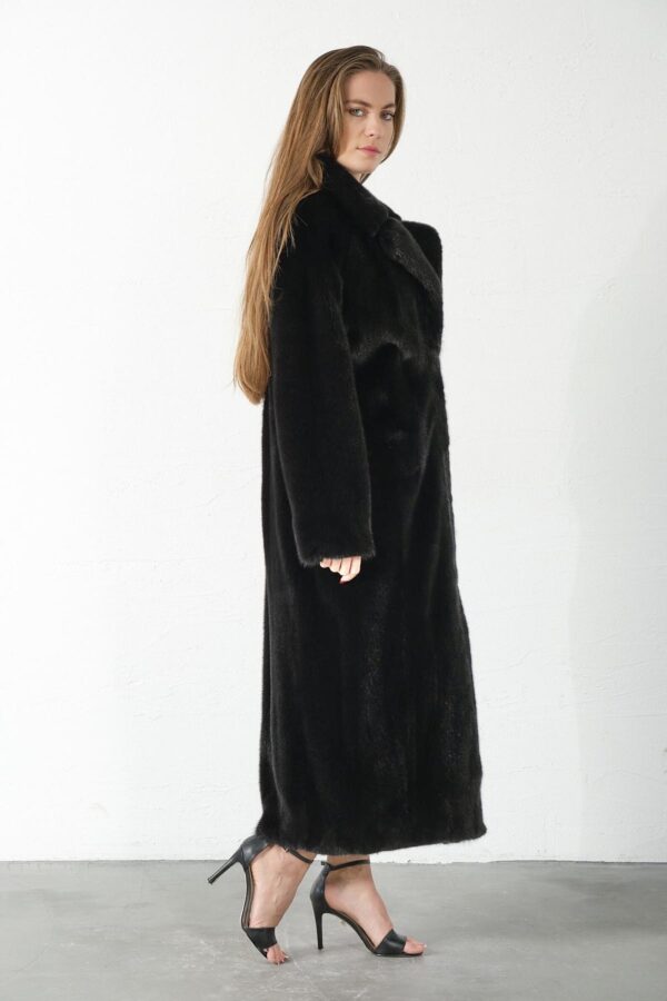 Geneva | Luxury American Black Mink Fur Coat With Double Fur Notched Collar - Image 5