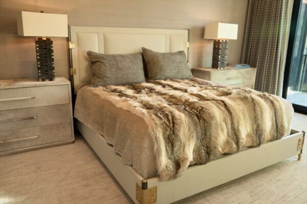 Milana | Luxury North American Coyote Fur Throw - Blanket