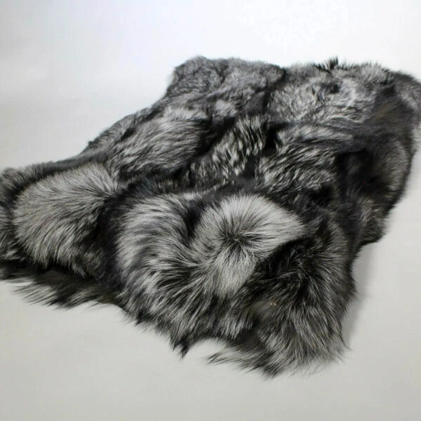 Lacen | Scandinavian Silver Fox Throw - Blanket - Image 3