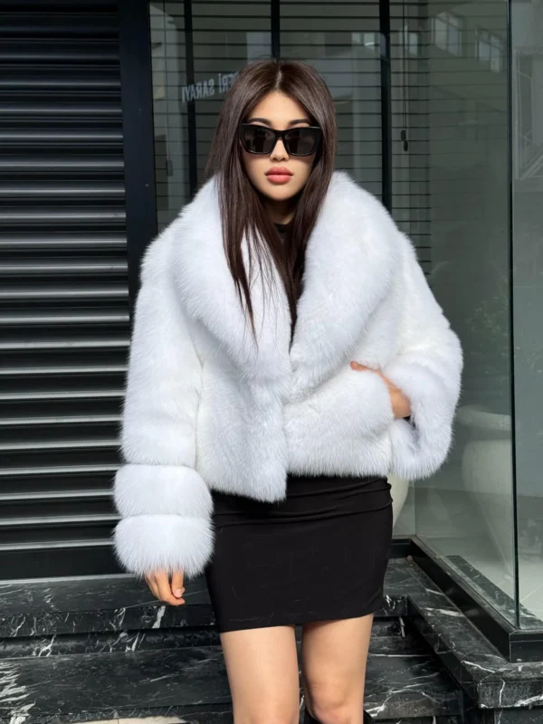 Violet | Luxury Saga Scandinavian White Fox Fur Jacket With Fur Collar