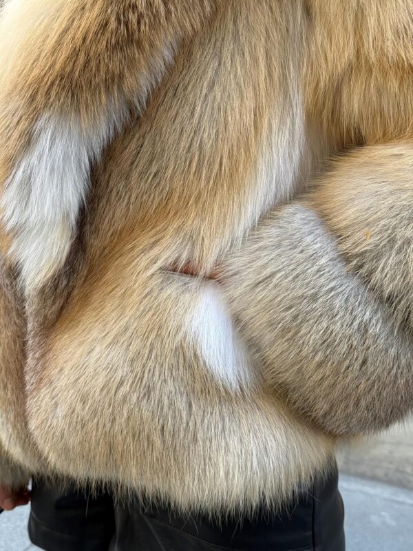 Emaline | Luxury Saga Scandinavian Golden Island Fox Fur Jacket With Fur Collar - Image 2