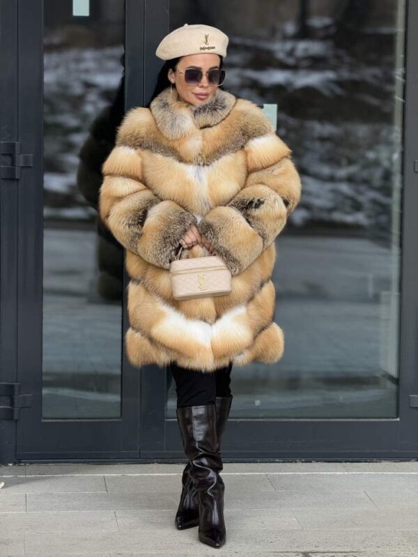 Cassie | Saga Scandinavian Golden Island Fox Jacket With Collar - Image 3