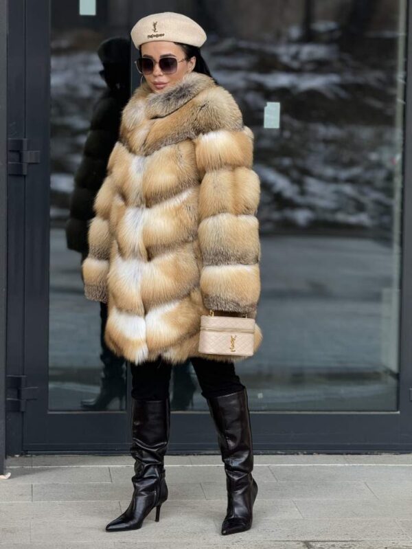 Cassie | Saga Scandinavian Golden Island Fox Jacket With Collar - Image 5