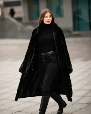 Nevelle | Luxury Black Mink Fur Coat With Stand Up Collar & Fur Belt