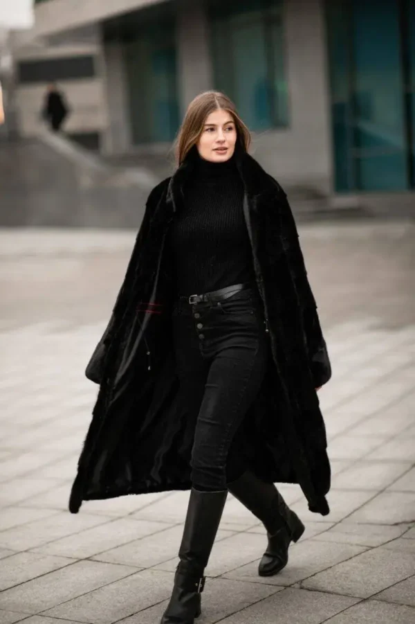 Nevelle | Luxury Black Mink Fur Coat With Stand Up Collar & Fur Belt